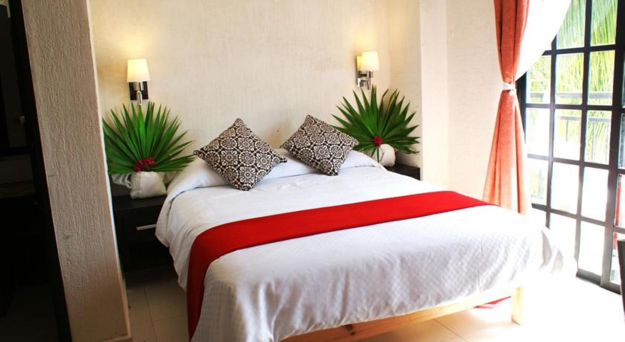 Hotel Maya Turquesa Плая-дель-Кармен Экстерьер фото